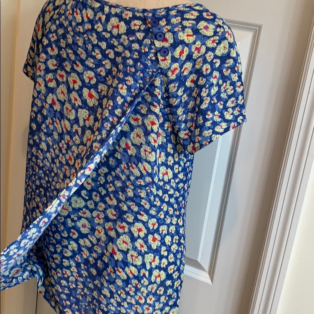 Cabi Style 299 Button Back Floral Split Blouse - image 2